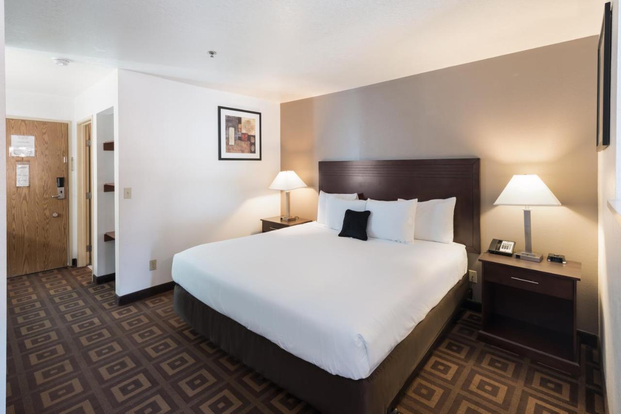 Quality Inn & Suites Kennewick Tri-Cities Exterior photo