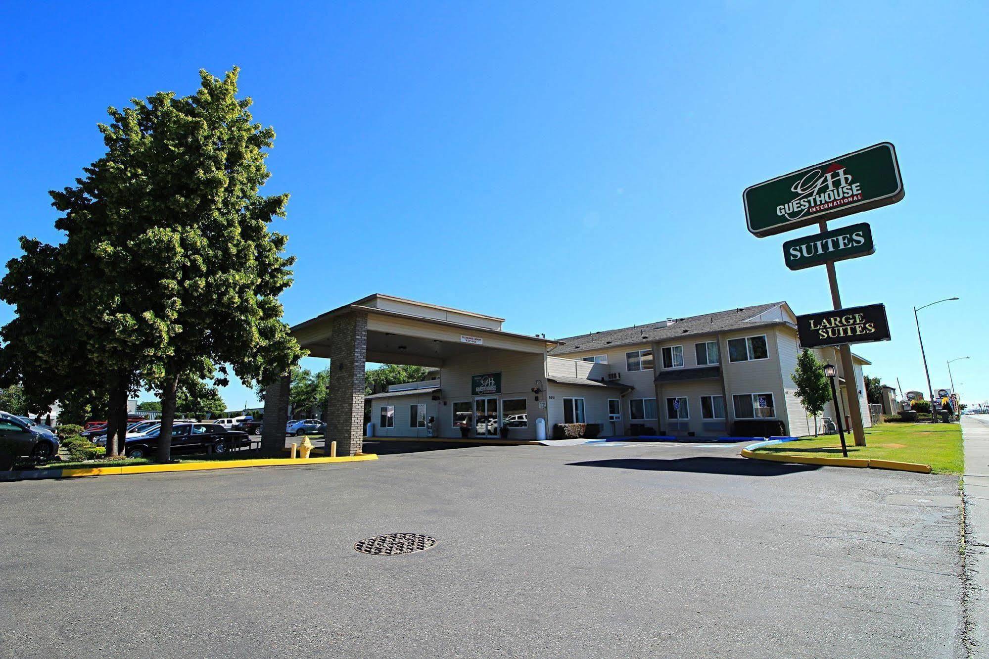 Quality Inn & Suites Kennewick Tri-Cities Exterior photo