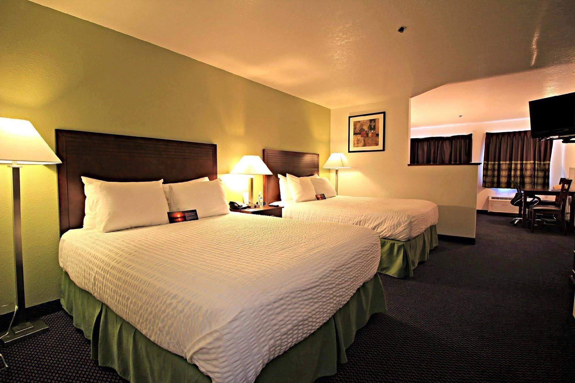 Quality Inn & Suites Kennewick Tri-Cities Exterior photo