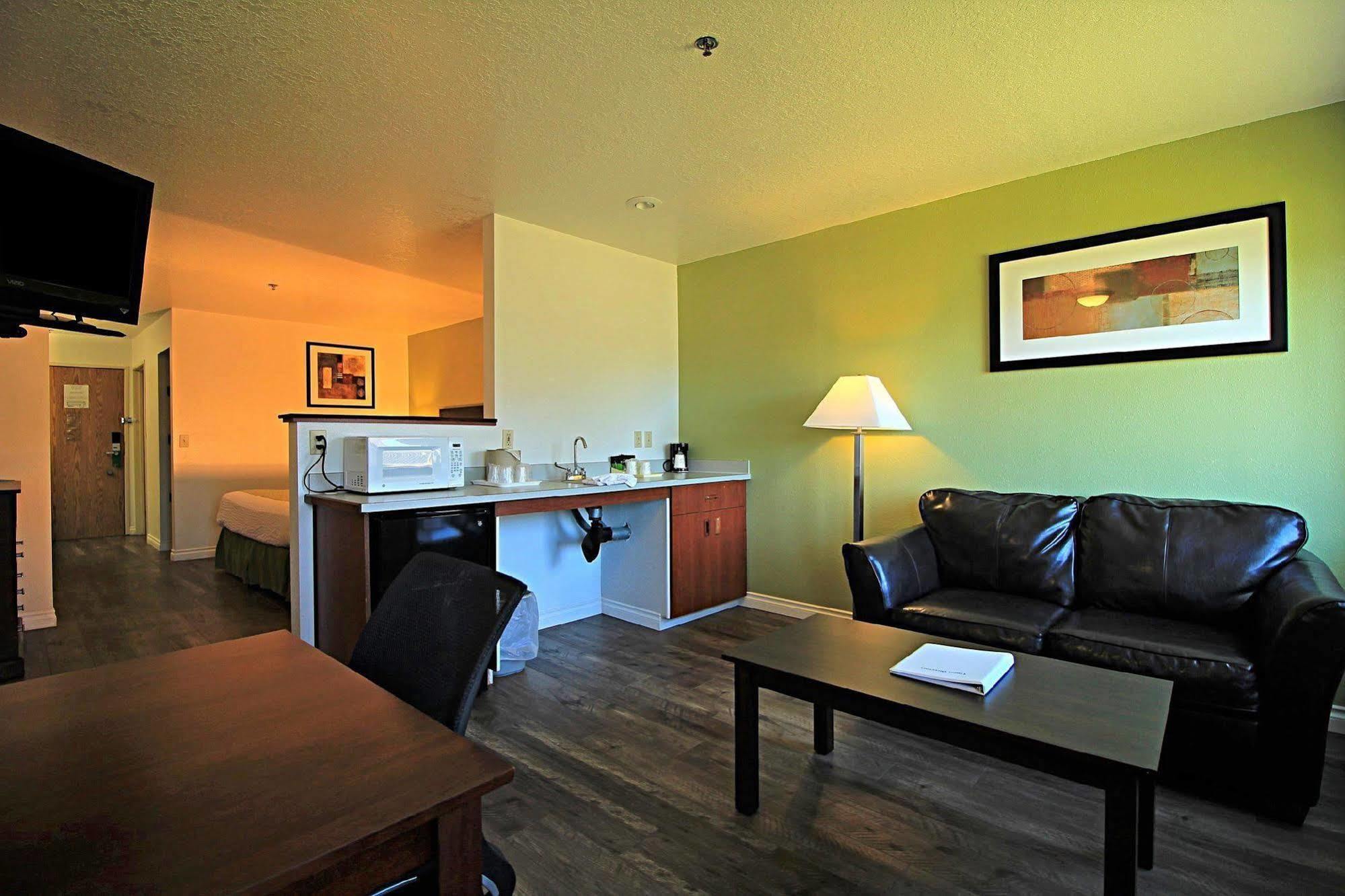 Quality Inn & Suites Kennewick Tri-Cities Exterior photo