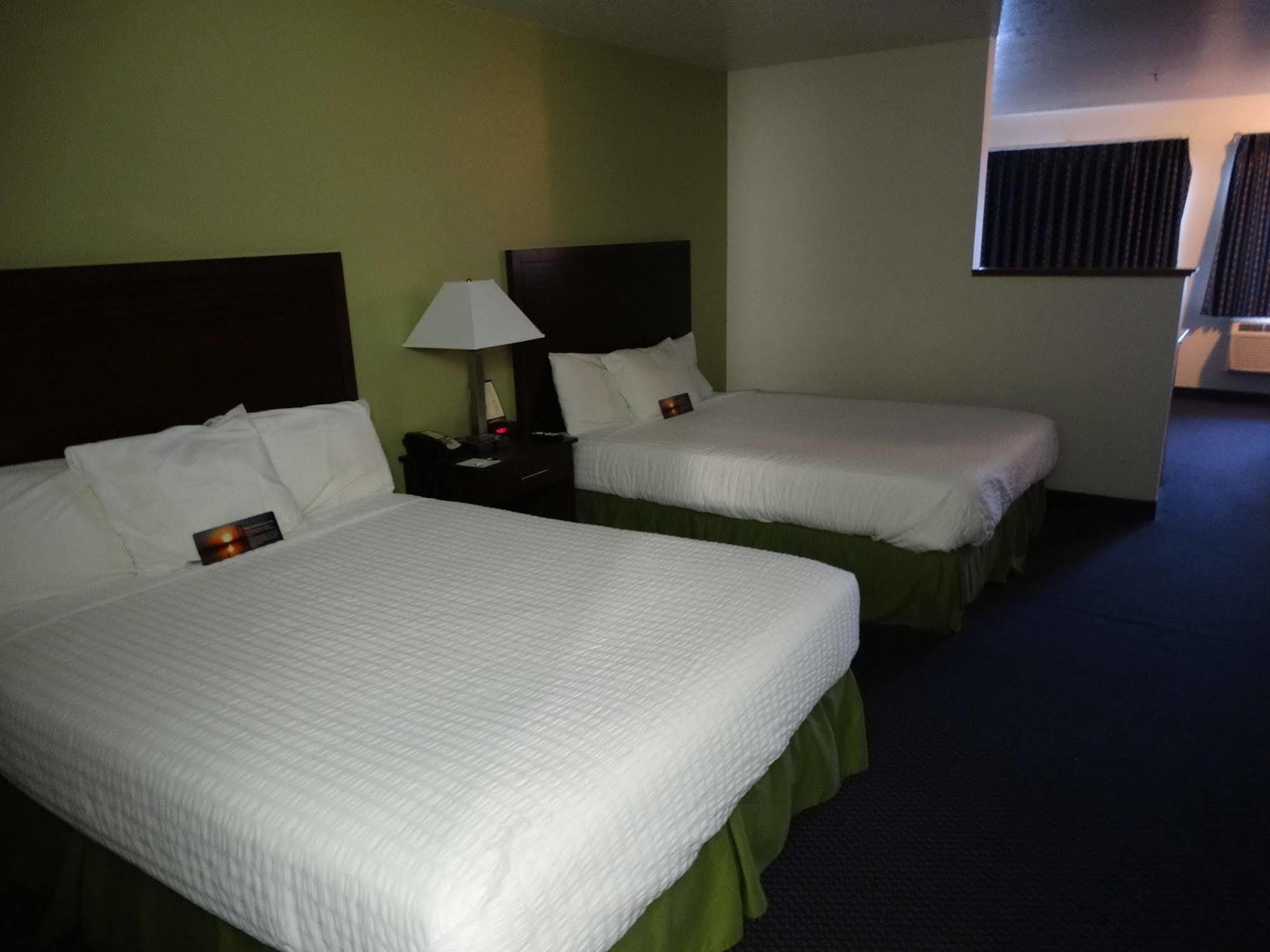 Quality Inn & Suites Kennewick Tri-Cities Exterior photo